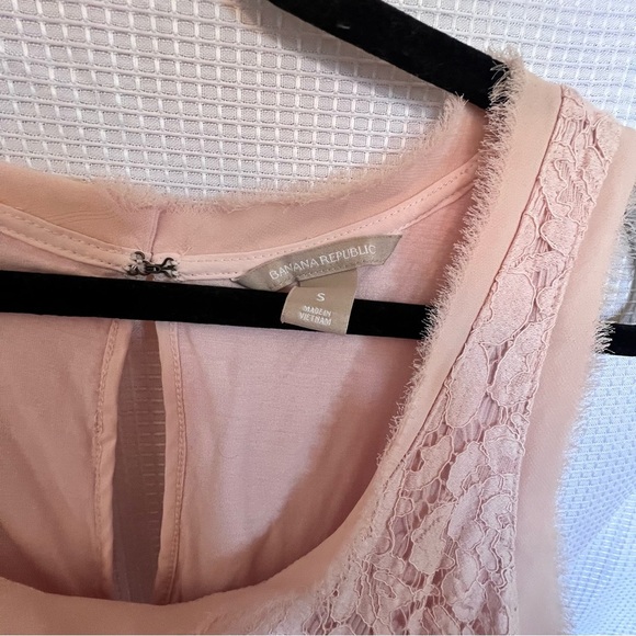 Small Banana Republic Lacey Pink Tank E - Picture 4 of 4